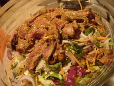 Вьетнамский говяжий салат.